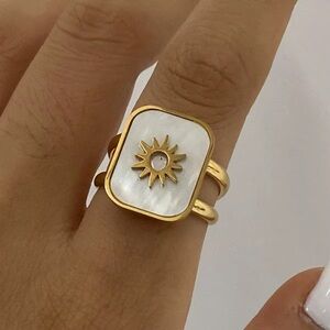 18K Gold Plated Adjustable White Shell Sun Ring